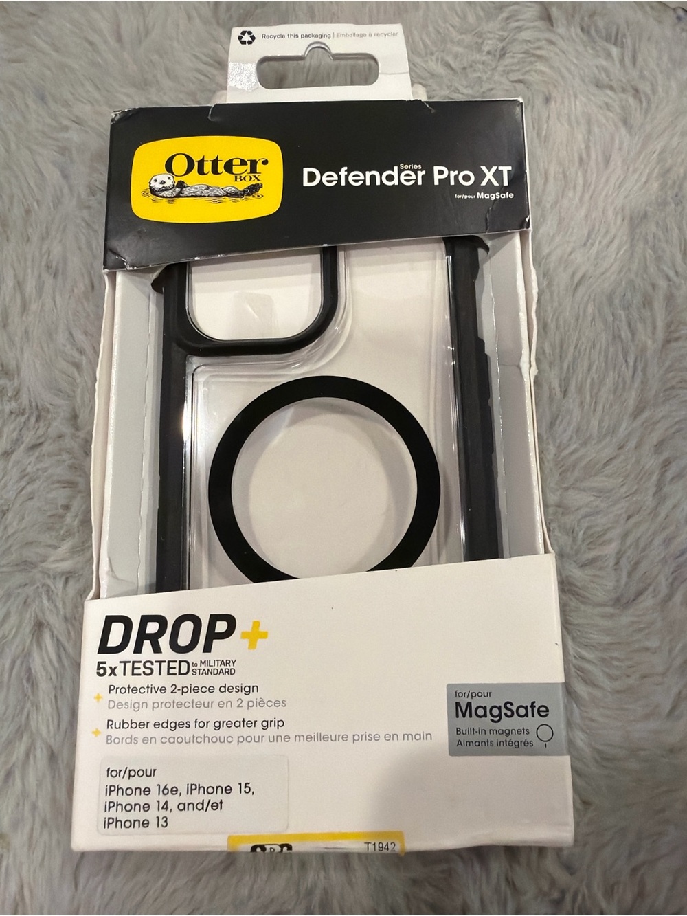 OtterBox Defender Pro XT Clear Case with Black MagSafe Ring iPhone 13/14/15/16e